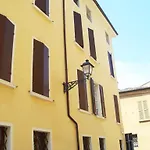 Ariosto Centro Storico Hotel