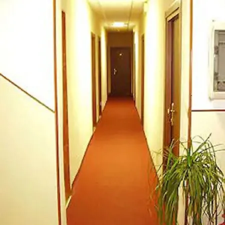 Ariosto Centro Storico Szálloda 2*