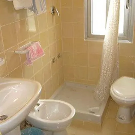 Ariosto Centro Storico Hotel 2*