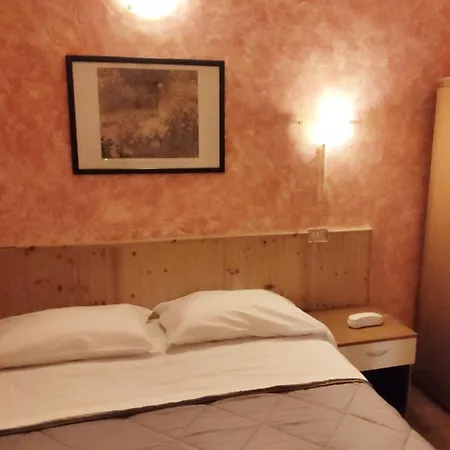Szálloda Ariosto Centro Storico Reggio Emilia