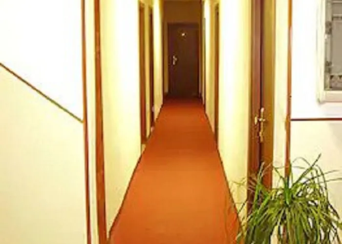 Ariosto Centro Storico Hotel 2*