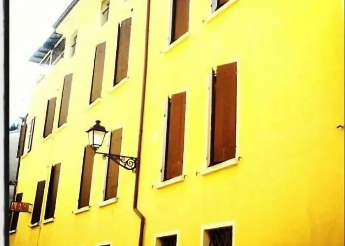 Ariosto Centro Storico 2* Reggio nell'Emilia